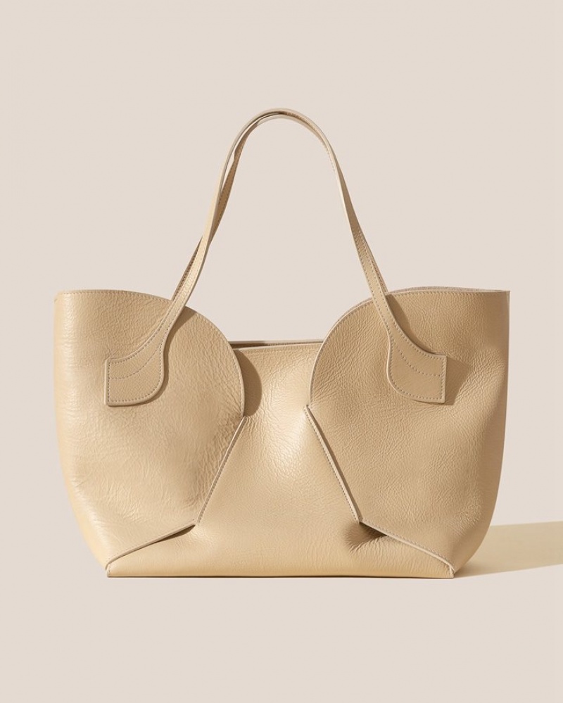 Hereu Sepal L Grainy Large Tulip Shape Zipped Kadın Tote Çanta Bej Rengi | Türkiye-14LXVTEKH