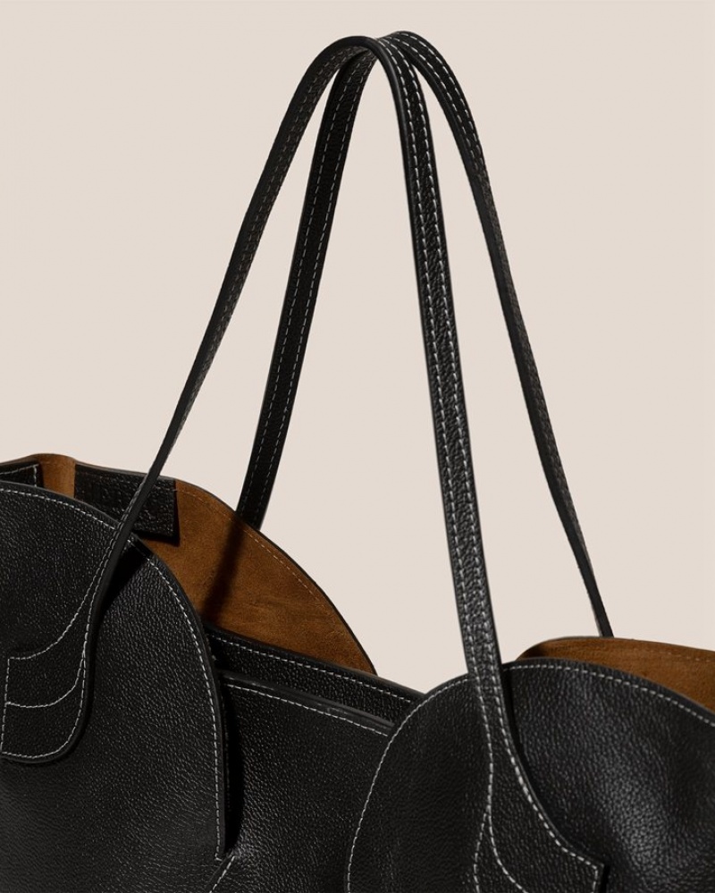 Hereu Sepal L Grainy Large Tulip Shape Zipped Kadın Tote Çanta Siyah | Türkiye-03DMEVSXR